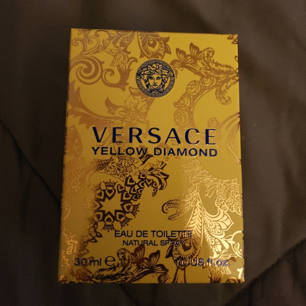 Versace Yellow Diamond